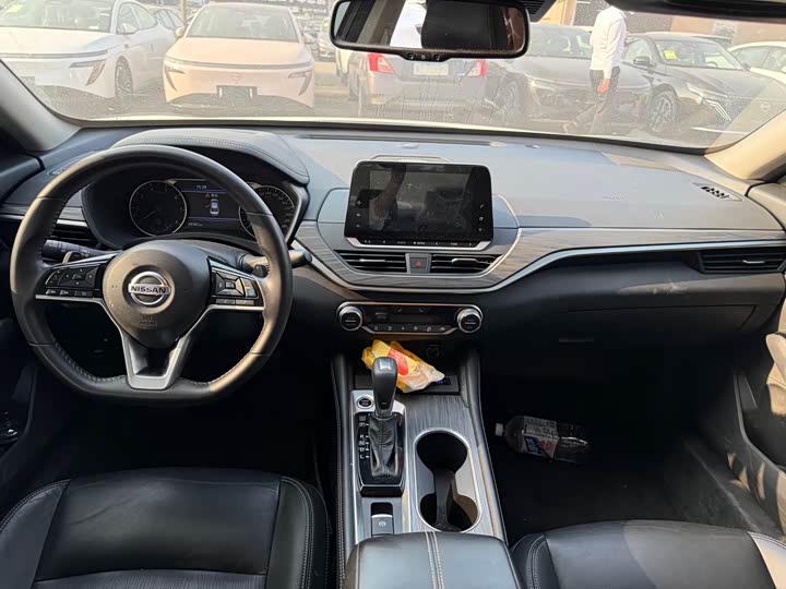 Фото 7 - Nissan Teana