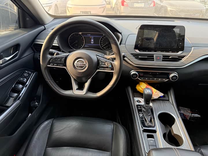 Фото 8 - Nissan Teana