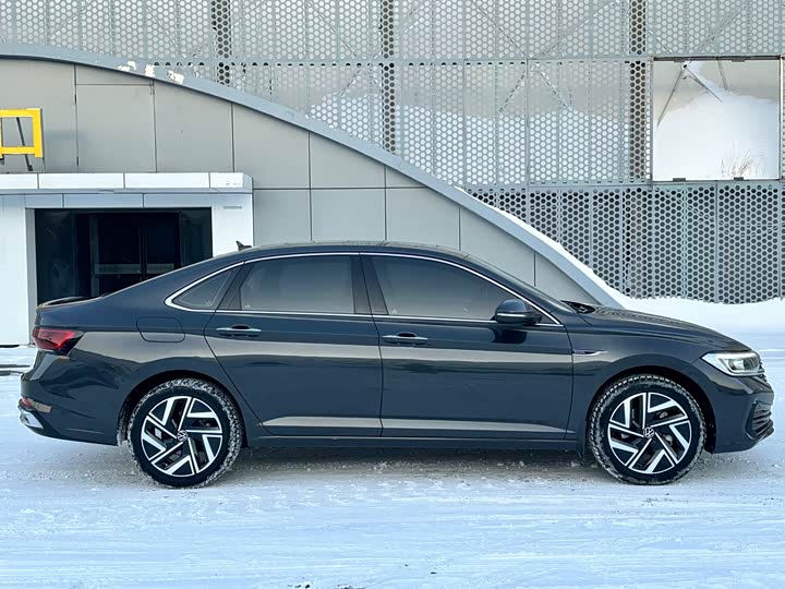 Фото 4 - Volkswagen Sagitar L