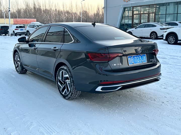 Фото 5 - Volkswagen Sagitar L