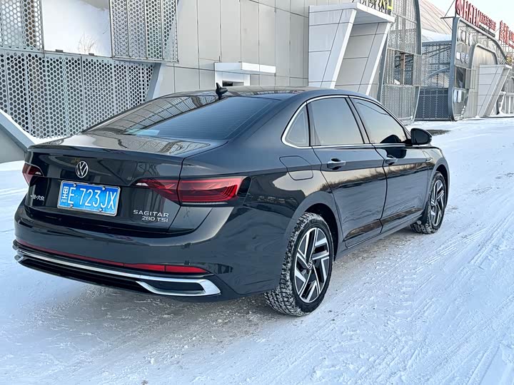 Фото 7 - Volkswagen Sagitar L