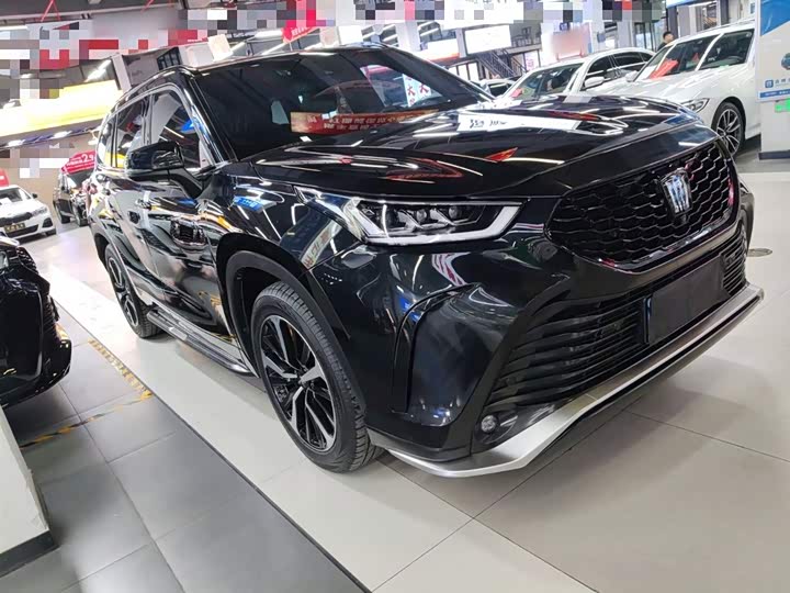 Фото 4 - Toyota Crown Kluger