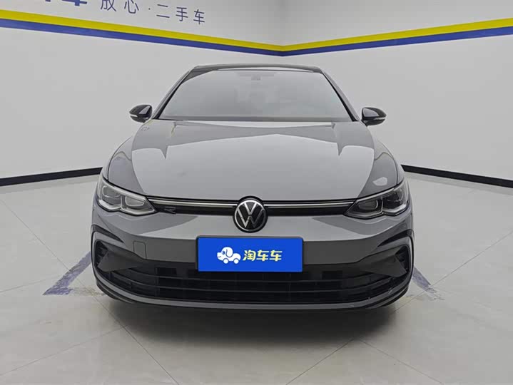 Фото 2 - Volkswagen Golf