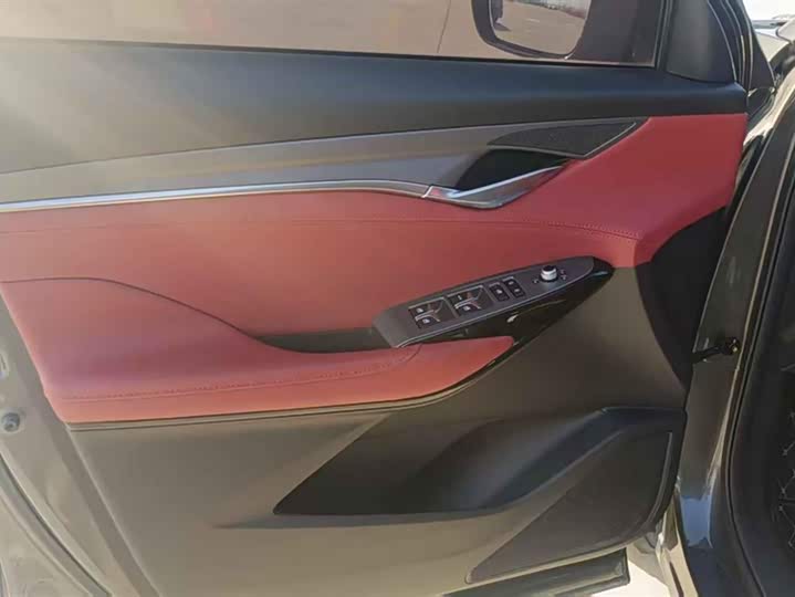 Фото 7 - Changan CS75 Plus