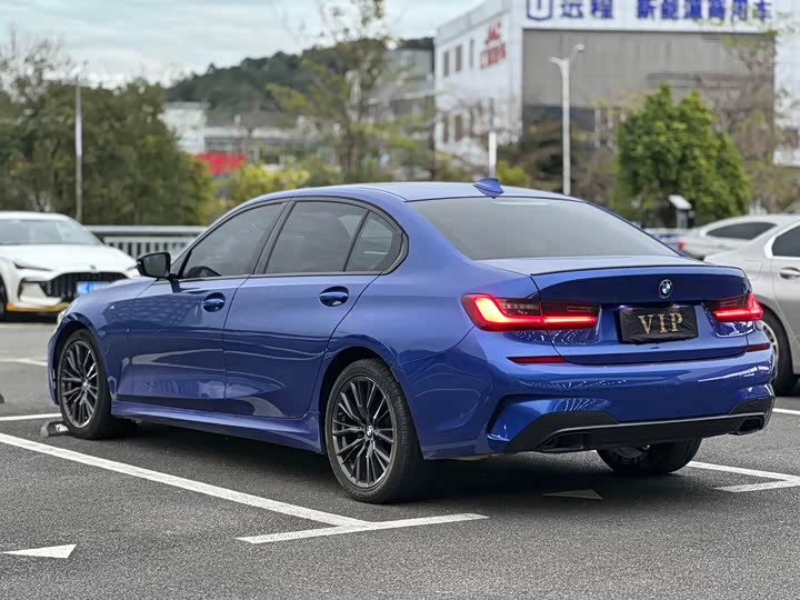 Фото 9 - BMW 3 Series