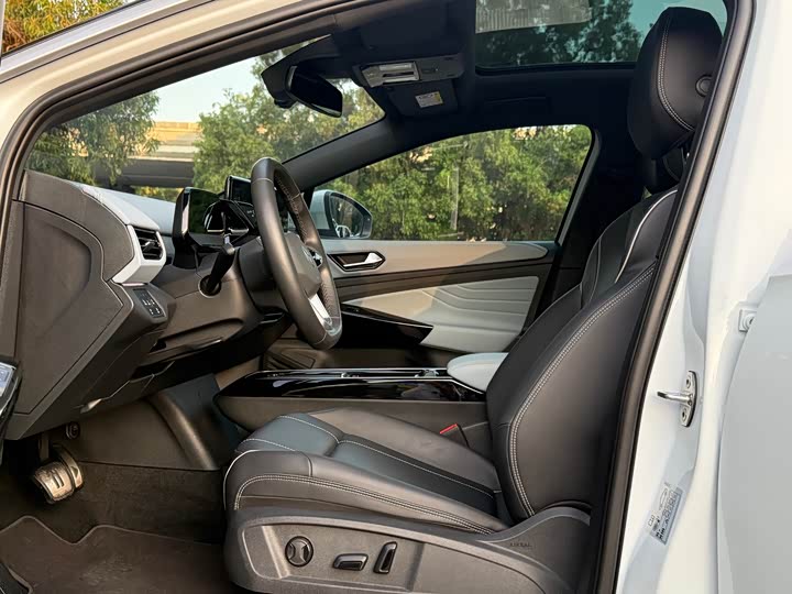 Фото 8 - Volkswagen ID.4 X