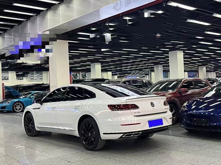 Фото 9 - Volkswagen CC