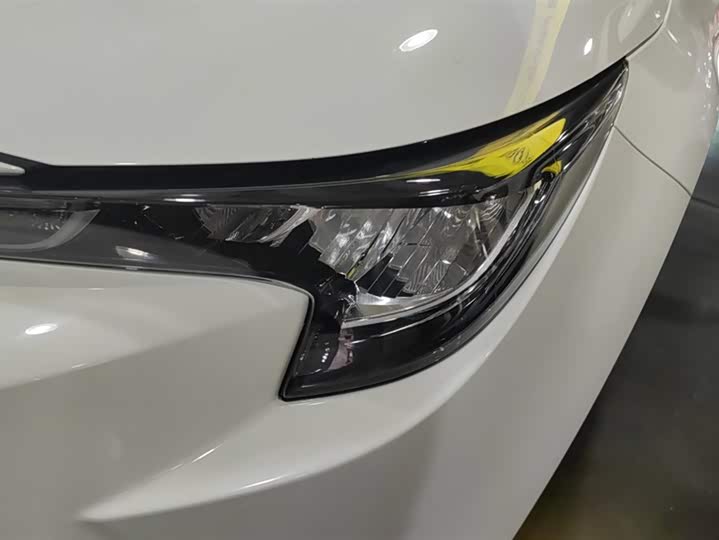 Фото 5 - Toyota Levin