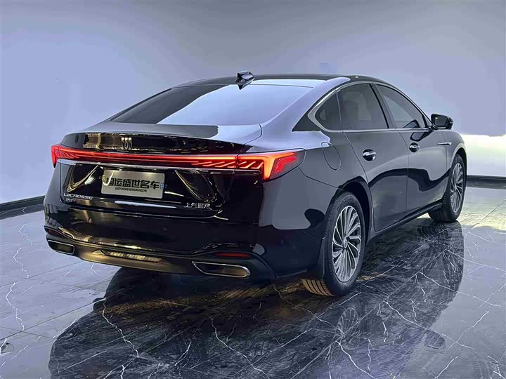 Фото 4 - Buick LaCrosse