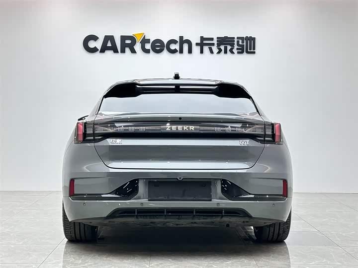 Фото 4 - Zeekr 001
