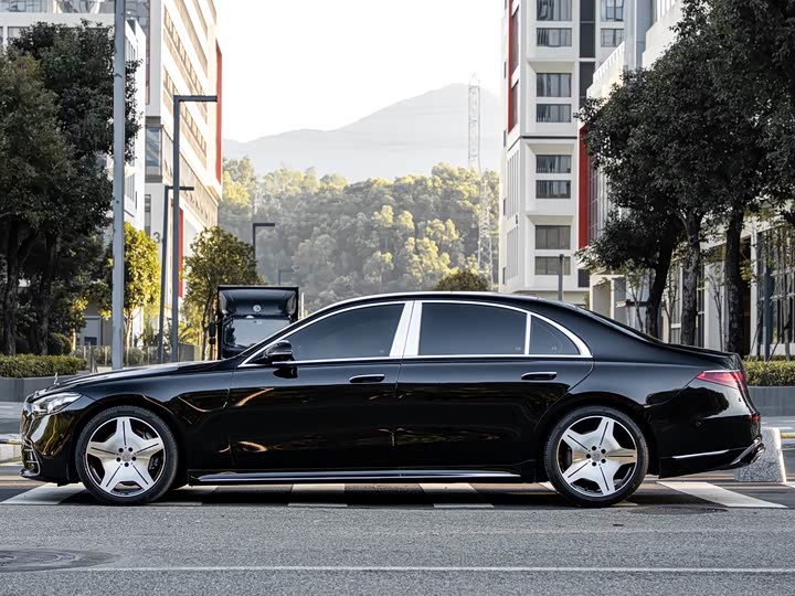 Фото 4 - Mercedes-Benz S-Class