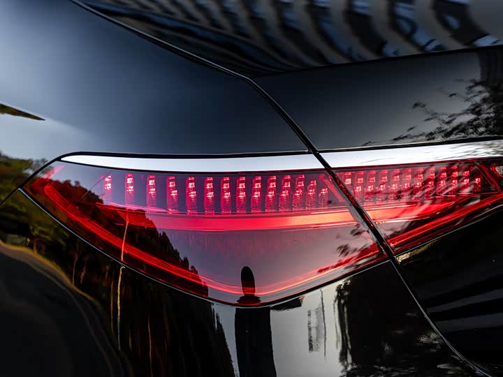 Фото 7 - Mercedes-Benz S-Class