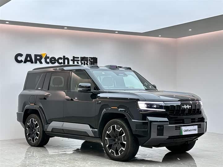 Фото 6 - BYD FangChengBao Leopard 8