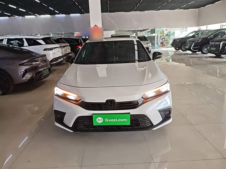 Фото 3 - Honda Civic