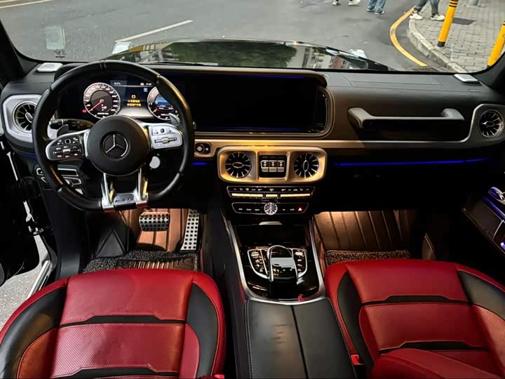 Фото 9 - Mercedes-Benz G-Class AMG