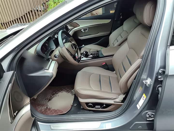 Фото 8 - BYD Han