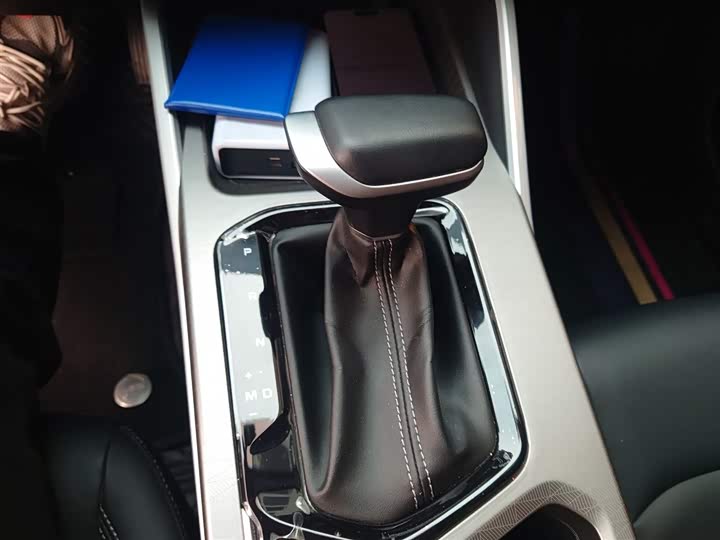 Фото 6 - Geely Emgrand