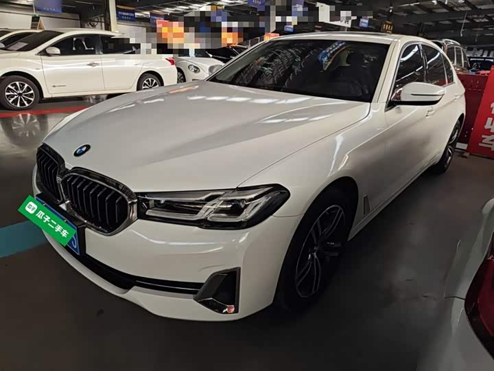 Фото 2 - BMW 5 Series