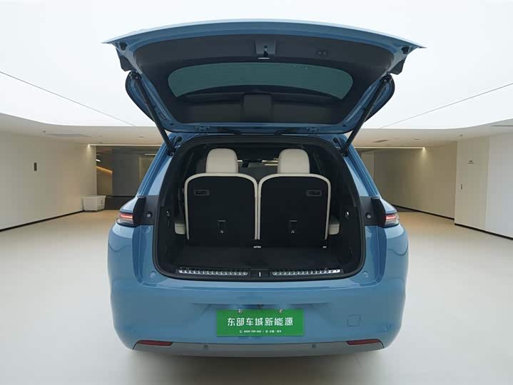 Фото 6 - LiXiang L8