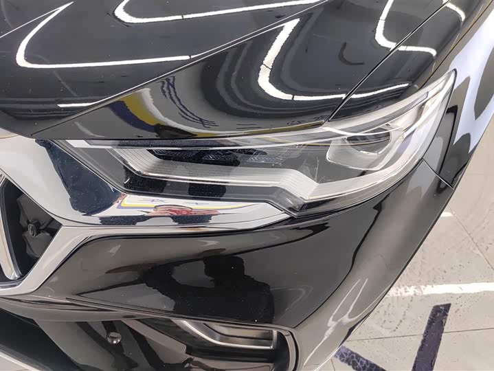 Фото 5 - Hongqi HS5