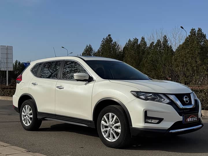 Фото 3 - Nissan X-Trail
