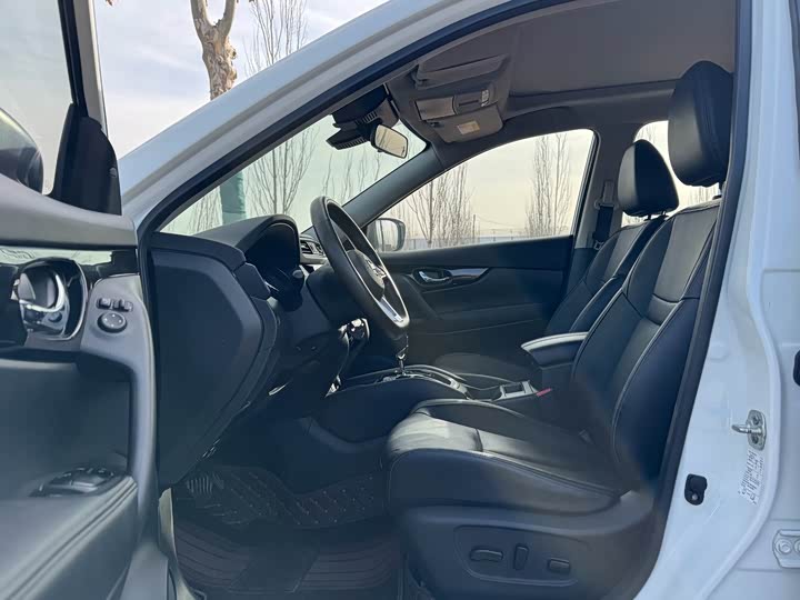 Фото 7 - Nissan X-Trail