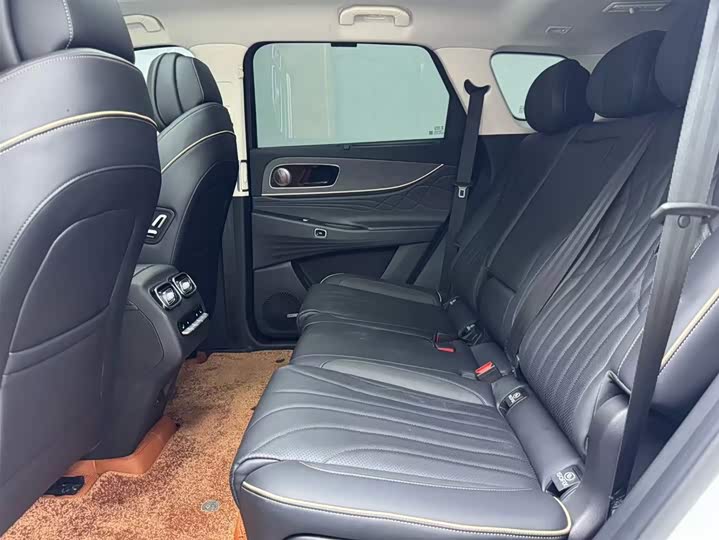 Фото 6 - Chery Tiggo 9