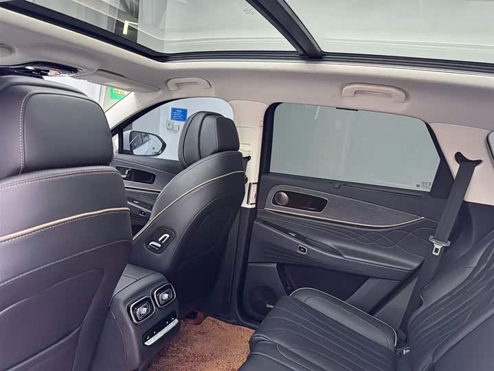 Фото 7 - Chery Tiggo 9