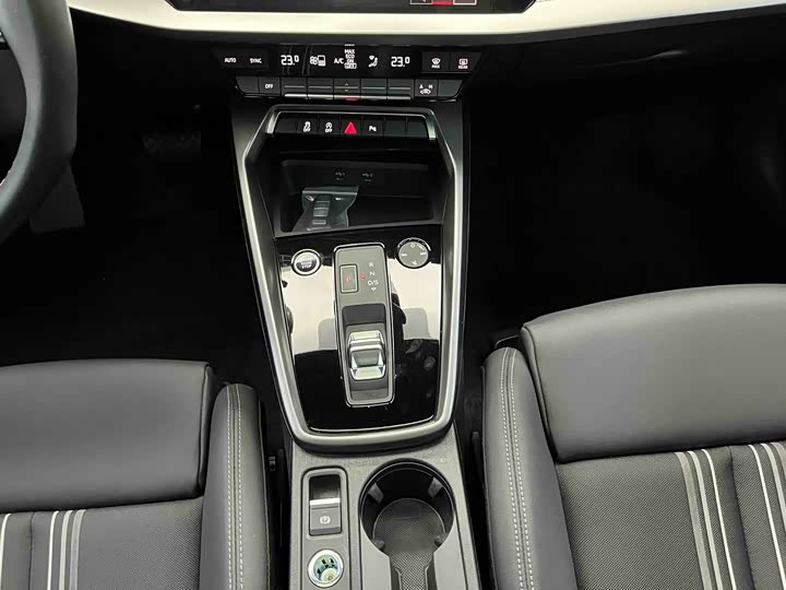 Фото 5 - Audi A3