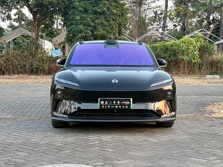 Фото 2 - Nio ET5T