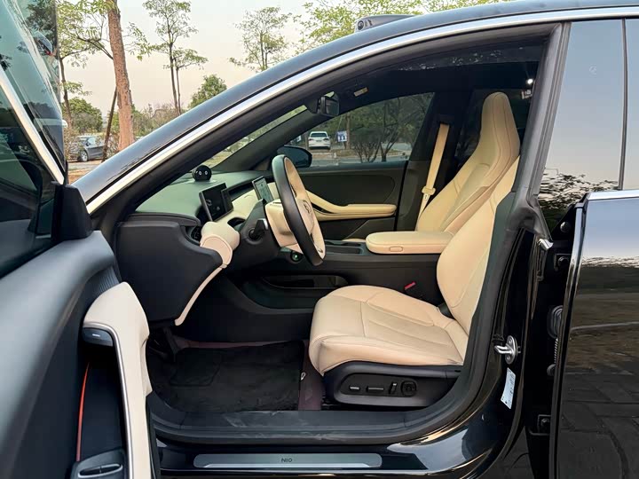 Фото 4 - Nio ET5T