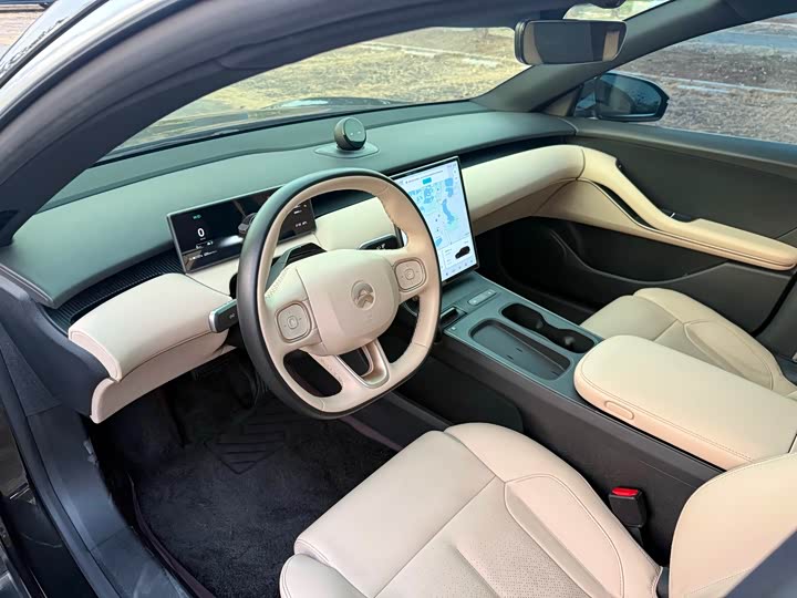 Фото 6 - Nio ET5T