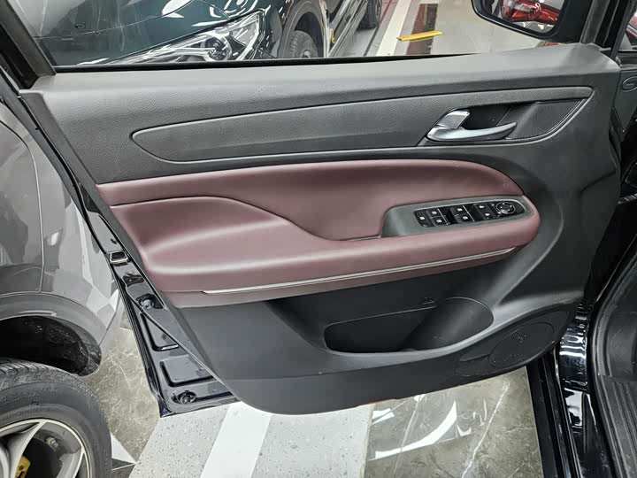 Фото 5 - GAC Trumpchi M6