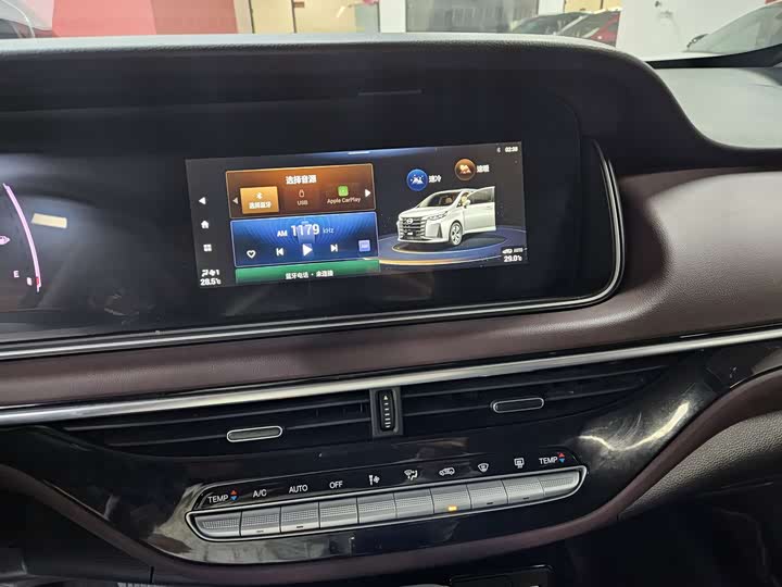 Фото 8 - GAC Trumpchi M6