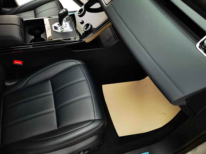 Фото 9 - Land Rover Range Rover Evoque L