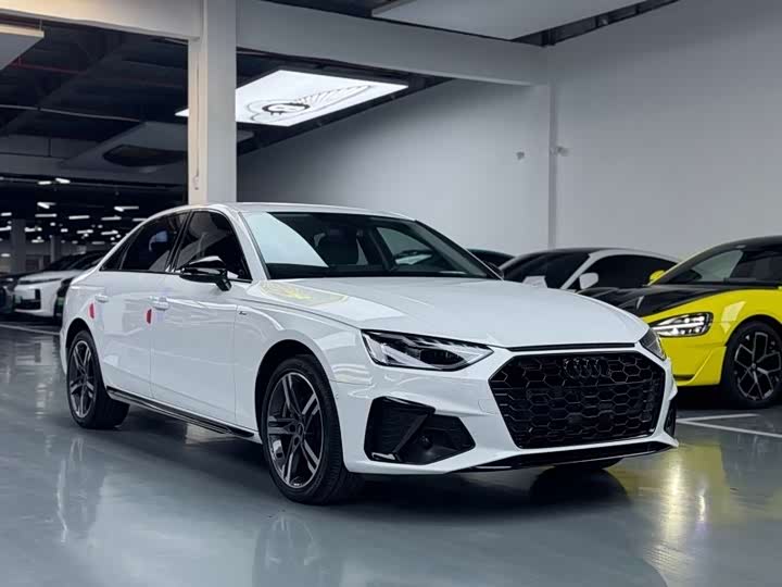 Фото 3 - Audi A4L