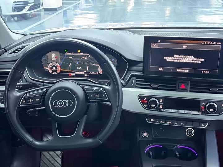 Фото 4 - Audi A4L