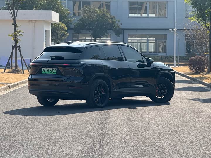 Фото 4 - Nio ES7