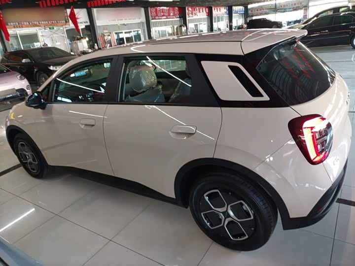 Фото 5 - GAC Aion UT