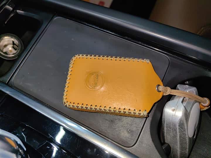 Фото 9 - Volvo S90