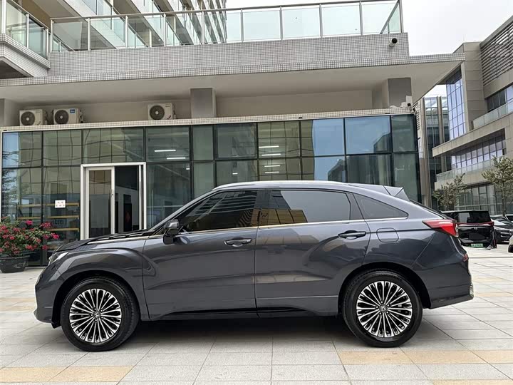 Фото 4 - Honda Avancier