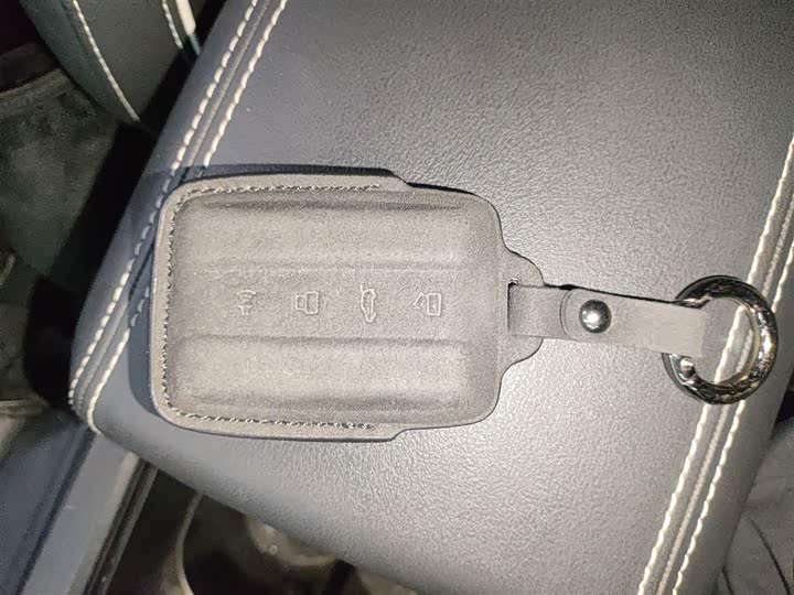 Фото 9 - Tank 300