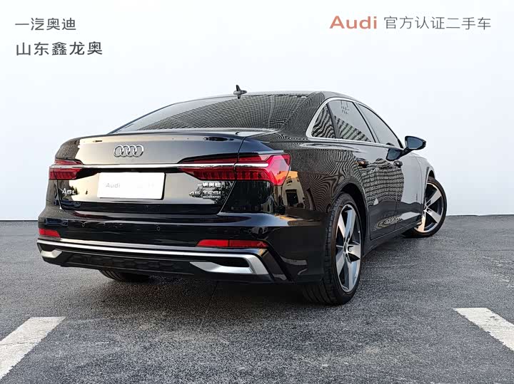 Фото 6 - Audi A6L