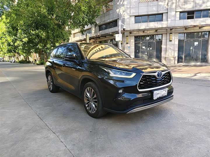 Фото 3 - Toyota Highlander