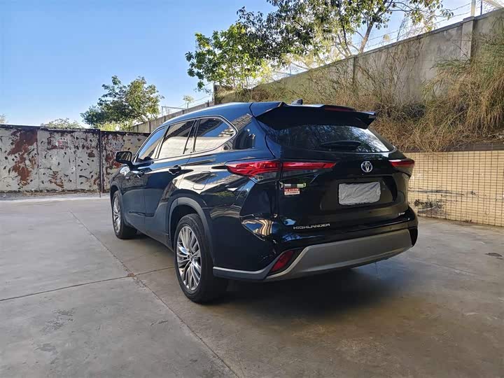 Фото 7 - Toyota Highlander