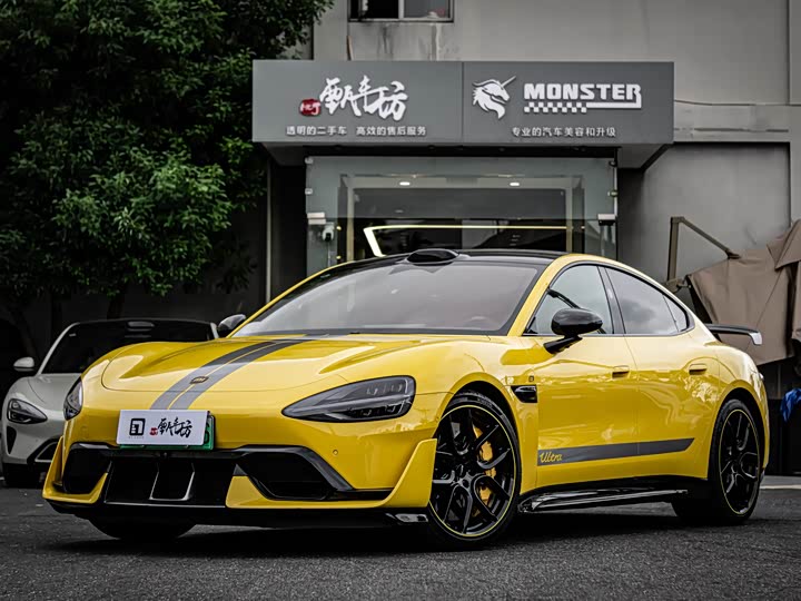 Фото 1 - Xiaomi SU7 Ultra