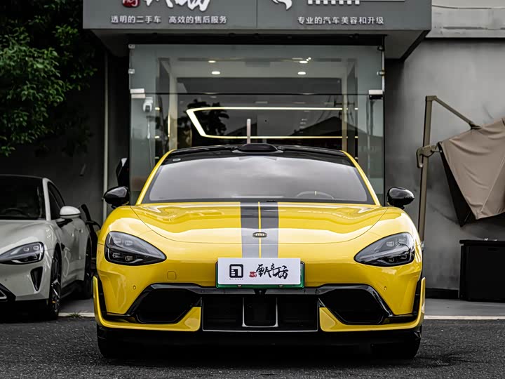 Фото 2 - Xiaomi SU7 Ultra