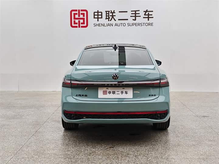 Фото 2 - Volkswagen Passat