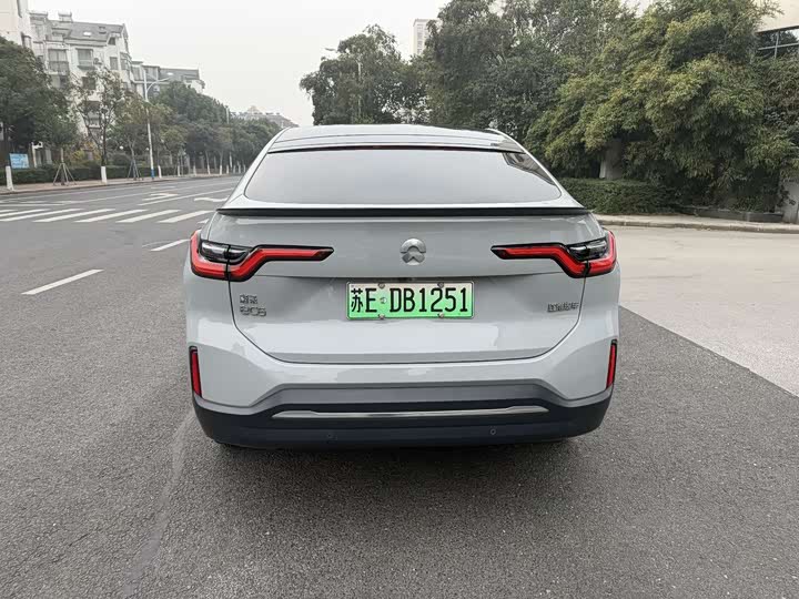 Фото 4 - Nio EC6