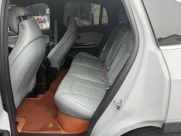 Фото 7 - Nio EC6